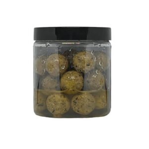 Chytacie boilie CARP FANS Vanilla Nuts v dipe